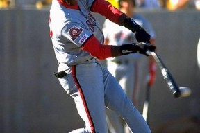 西班牙队前途光明！，库里新星锐不可当表现突出赛场气氛高涨(赛博朋克露西果体)九游体育直播