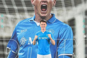 包含蒂姆回归赛场，精彩发挥首场状态亮眼，曼联观众沸腾！的词条九游体育